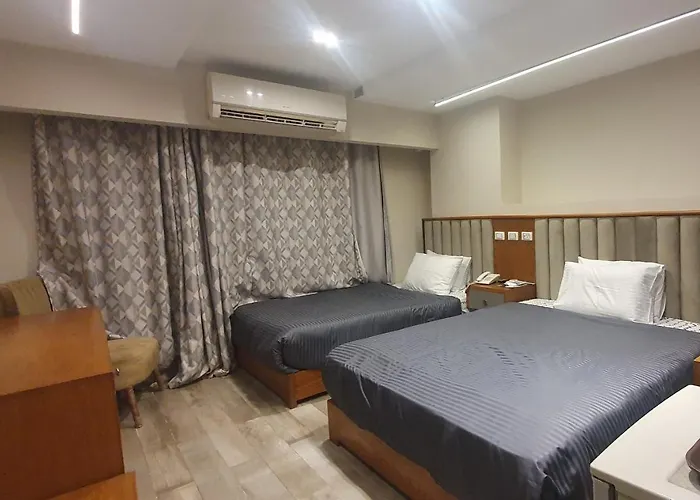 Garden City Plaza Hotel
